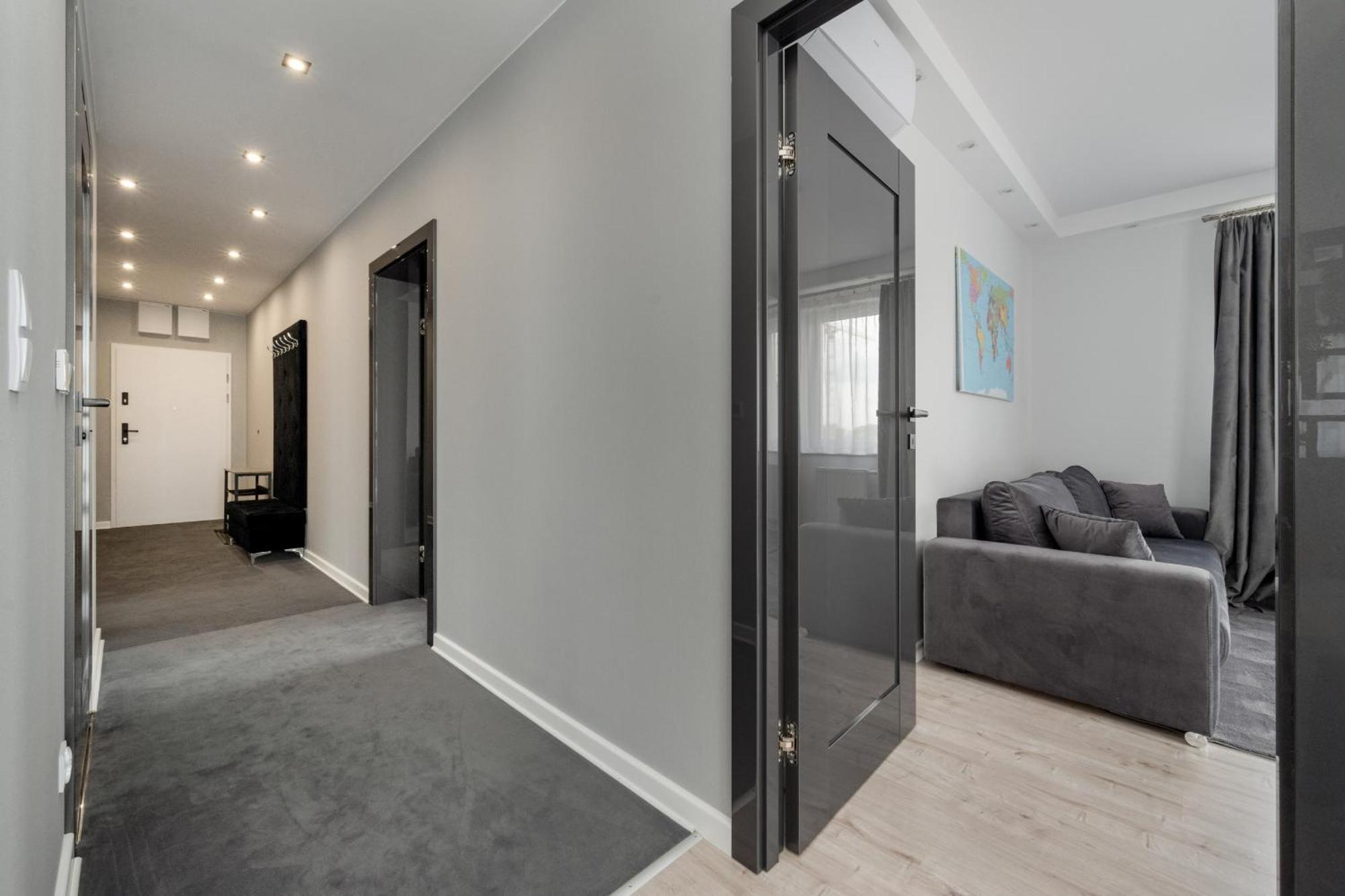 Luksusowy Apartament Z 3 Sypialniami, Klimatyzacja, Parkingiem I Biurkiem We Wroclawiu By Renters Prestige Zewnętrze zdjęcie