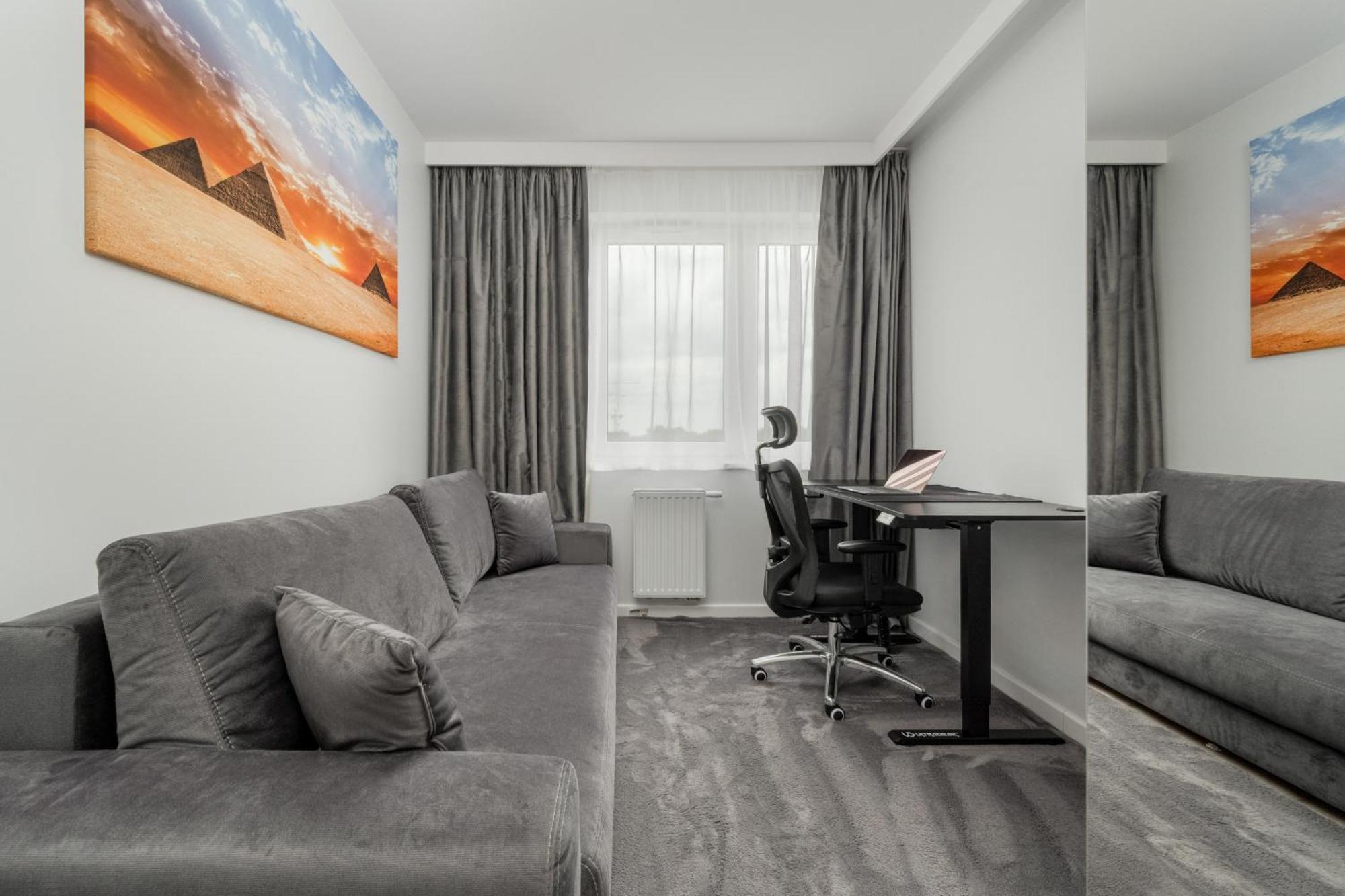 Luksusowy Apartament Z 3 Sypialniami, Klimatyzacja, Parkingiem I Biurkiem We Wroclawiu By Renters Prestige Zewnętrze zdjęcie