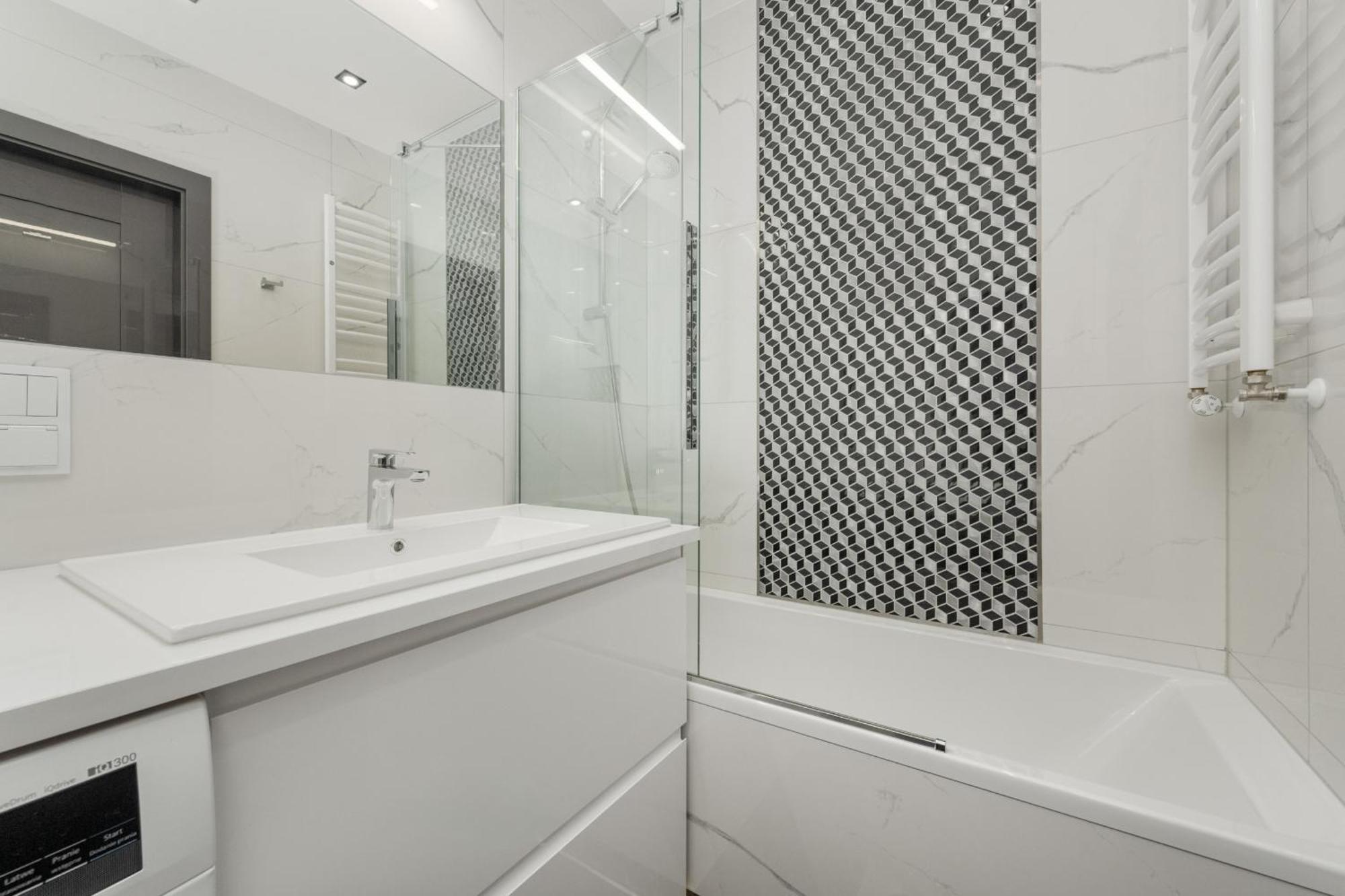 Luksusowy Apartament Z 3 Sypialniami, Klimatyzacja, Parkingiem I Biurkiem We Wroclawiu By Renters Prestige Zewnętrze zdjęcie