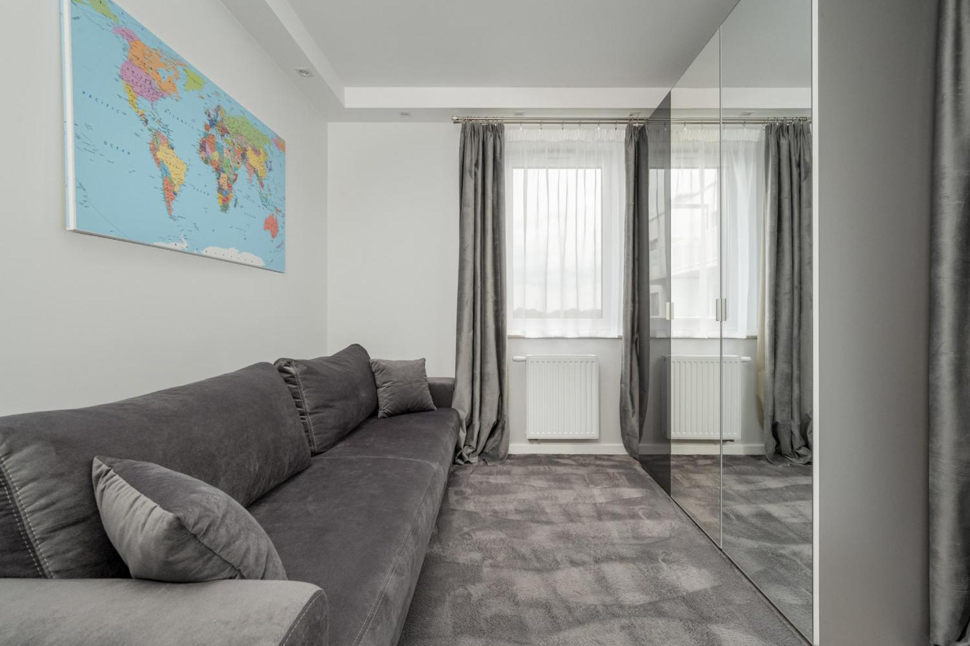 Luksusowy Apartament Z 3 Sypialniami, Klimatyzacja, Parkingiem I Biurkiem We Wroclawiu By Renters Prestige Zewnętrze zdjęcie