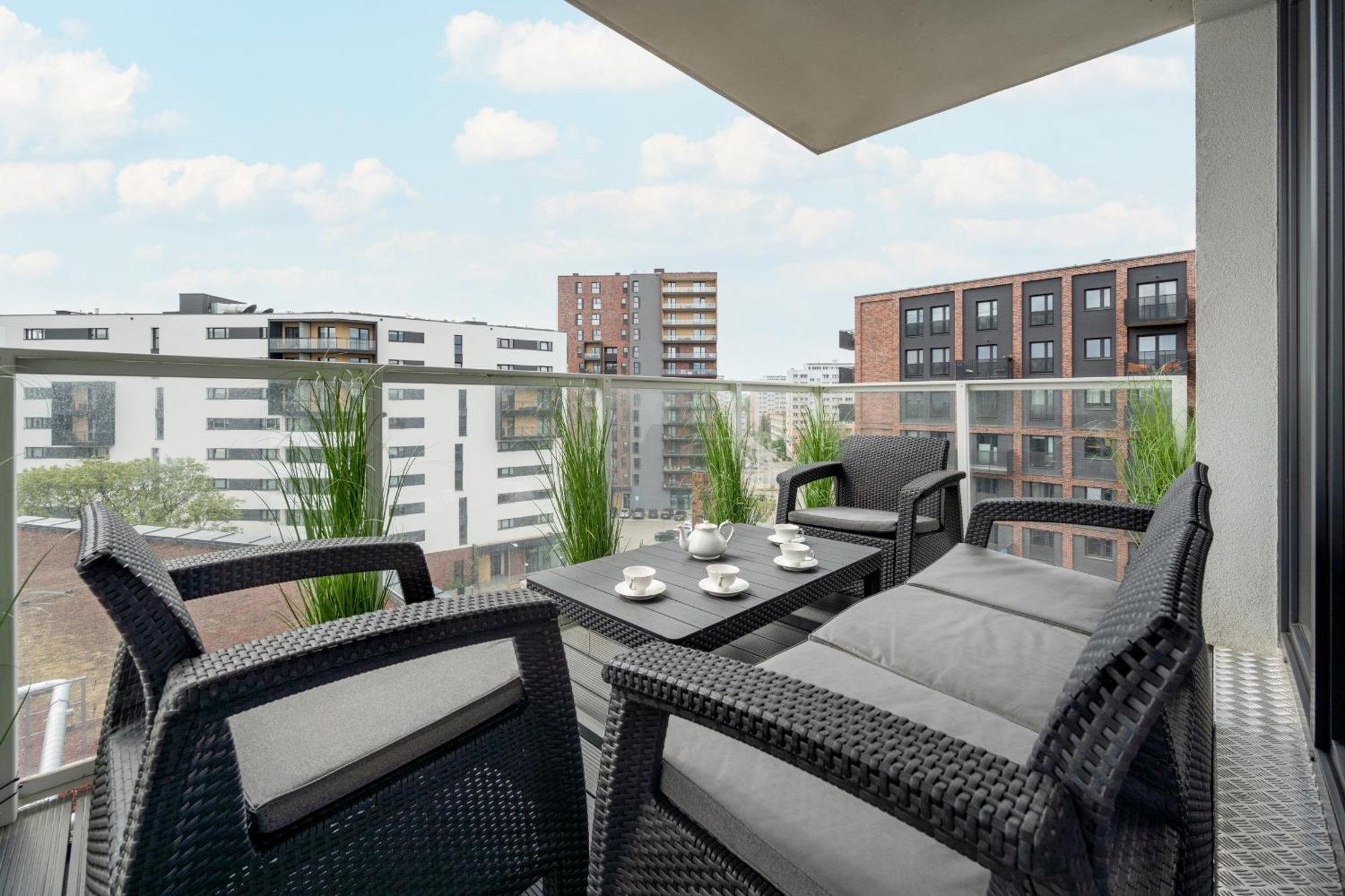 Luksusowy Apartament Z 3 Sypialniami, Klimatyzacja, Parkingiem I Biurkiem We Wroclawiu By Renters Prestige Zewnętrze zdjęcie
